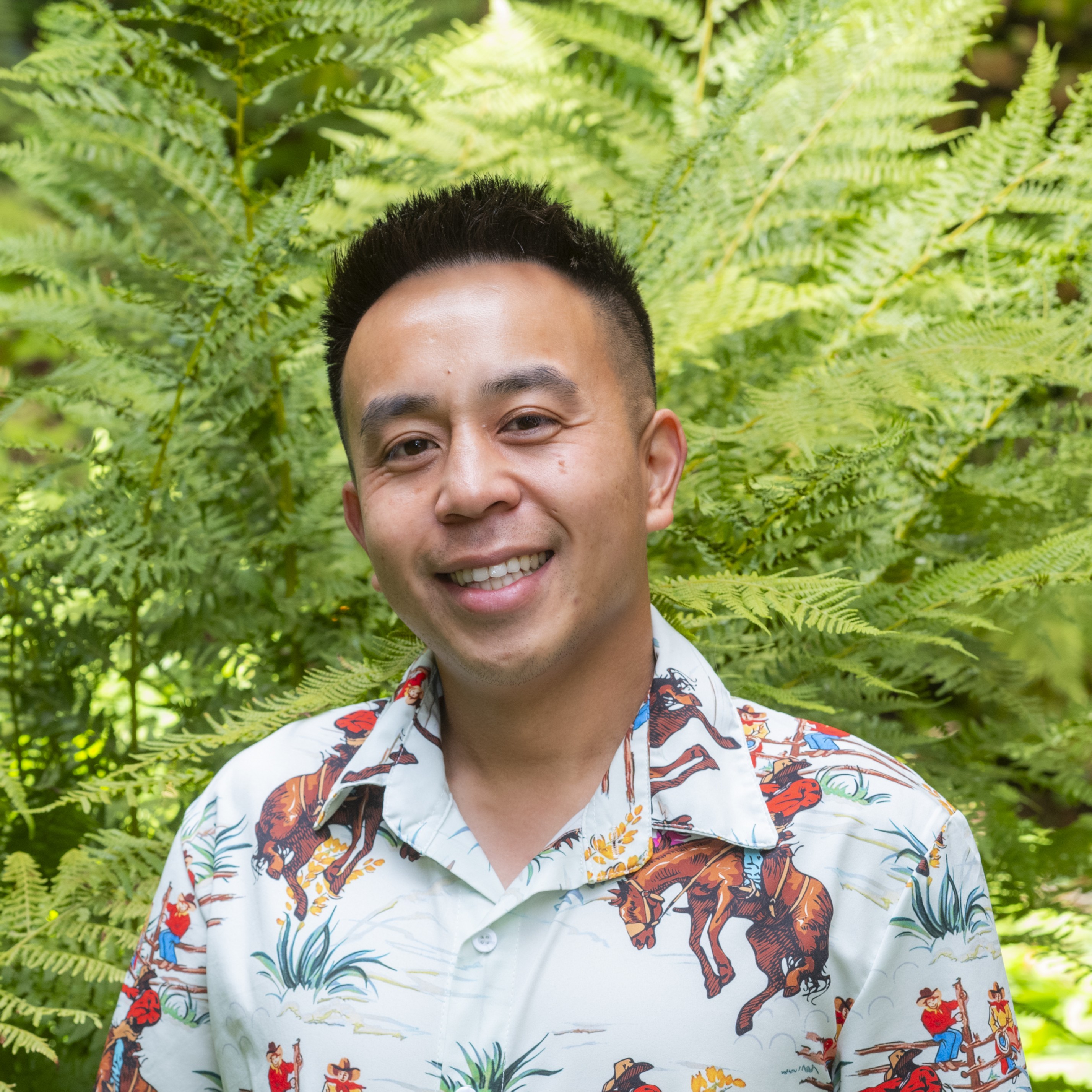 Dr. Justin Luong headshot